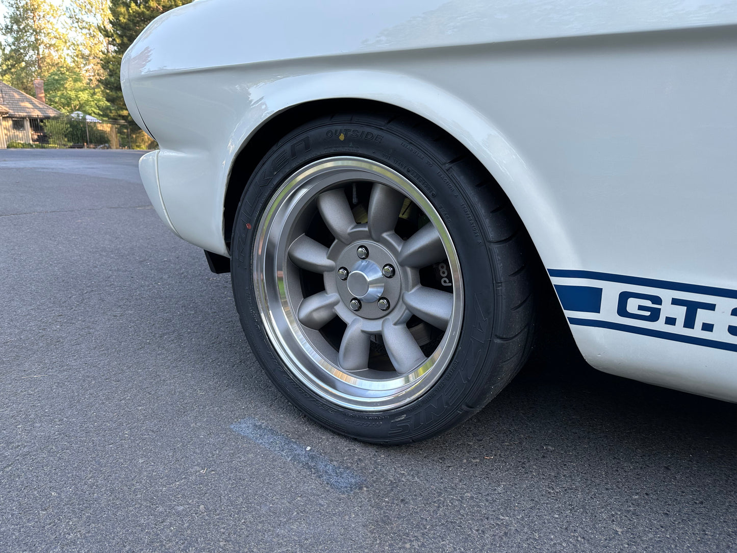 Custom Wheel Cap for E-T Mag Wheels - Push In Style